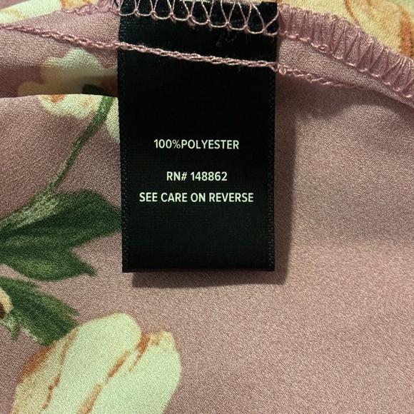 Torrid | Lavender Floral Georgette Tank | Size 2 - Picture 9 of 11